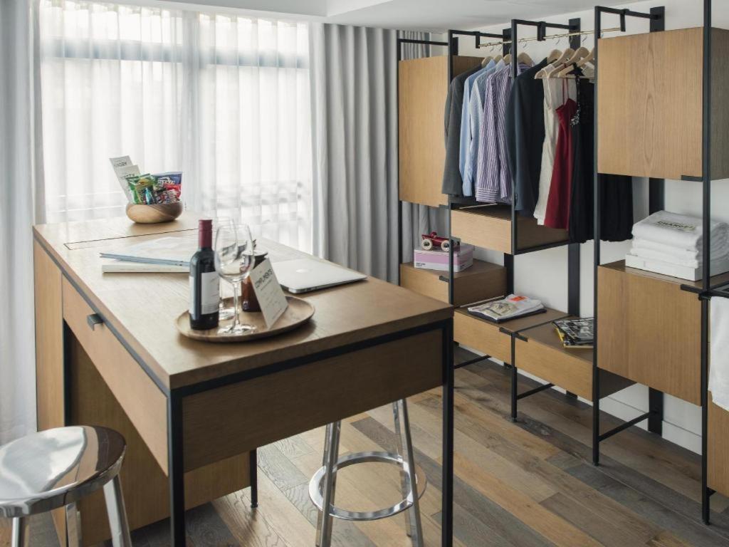 Hmlet Austin Avenue Hotell Hongkong Exteriör bild