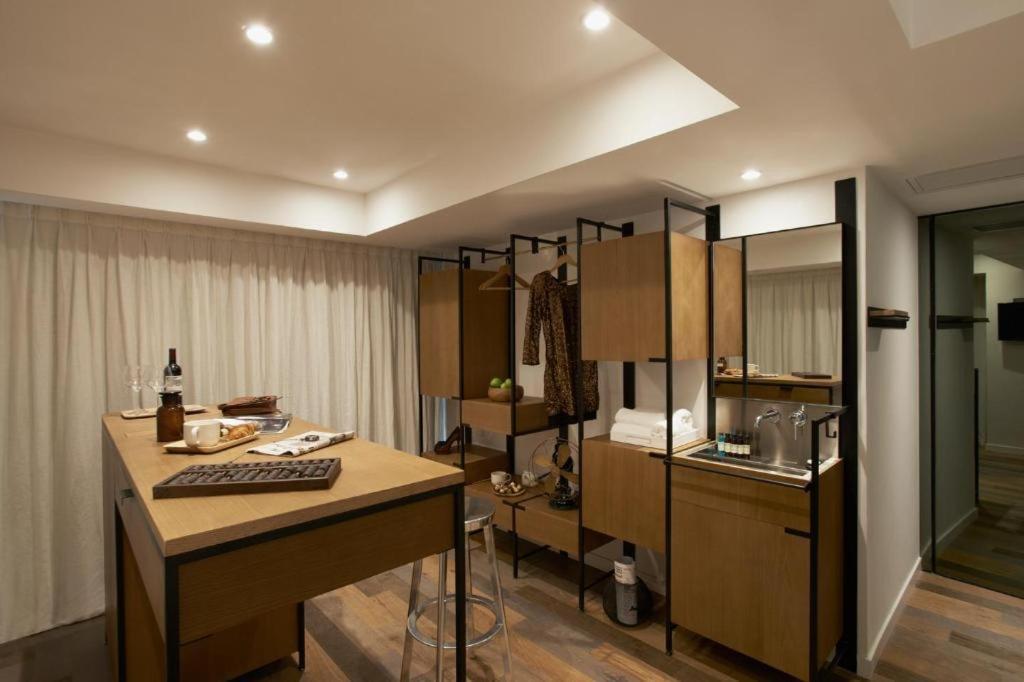 Hmlet Austin Avenue Hotell Hongkong Exteriör bild